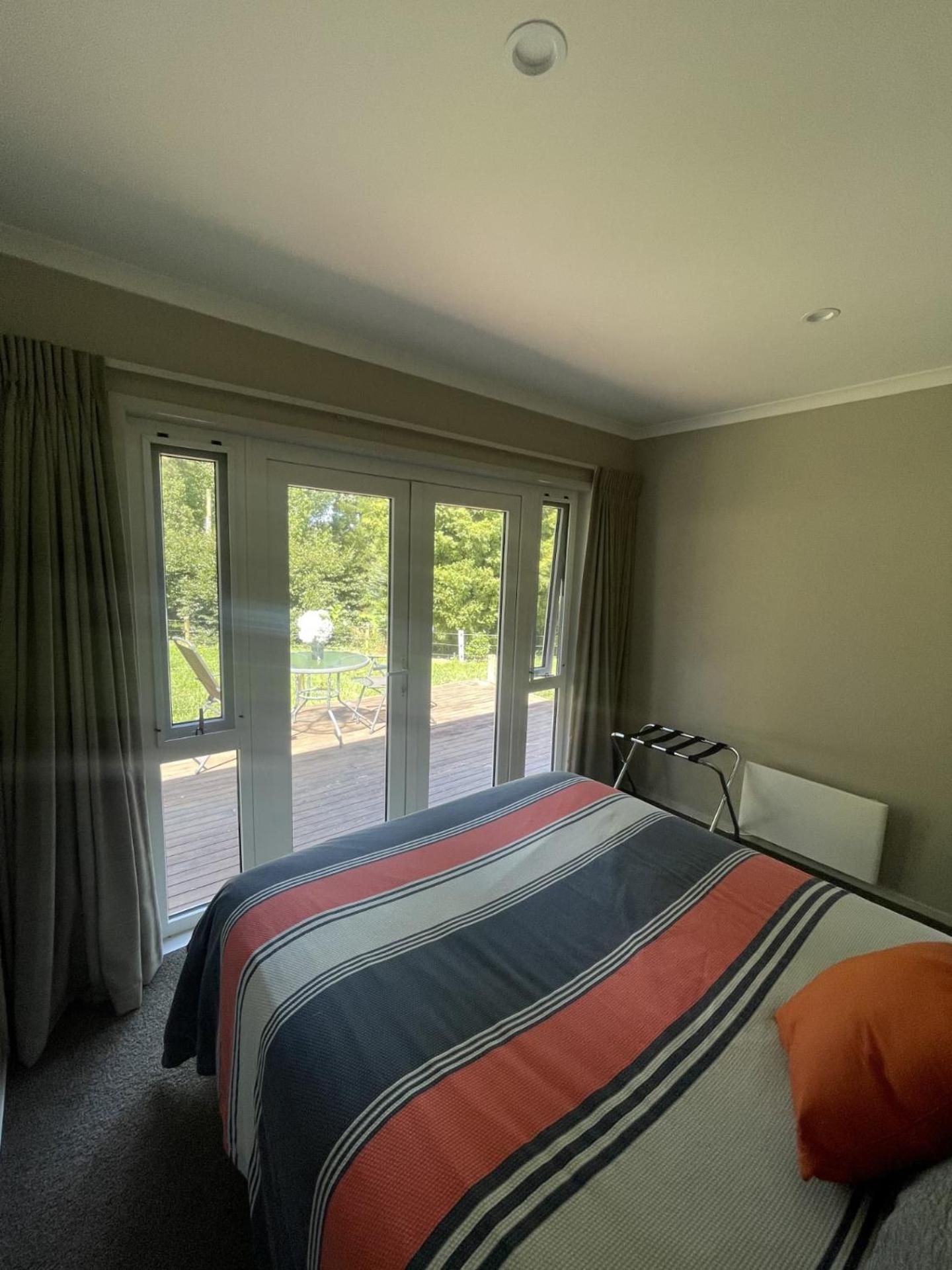 Guest Wing In Richmond Downs Appartement Walton Buitenkant foto